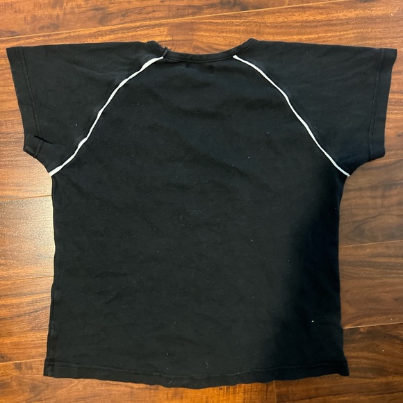 unique int’l athletic wear top - Picture 3 of 3